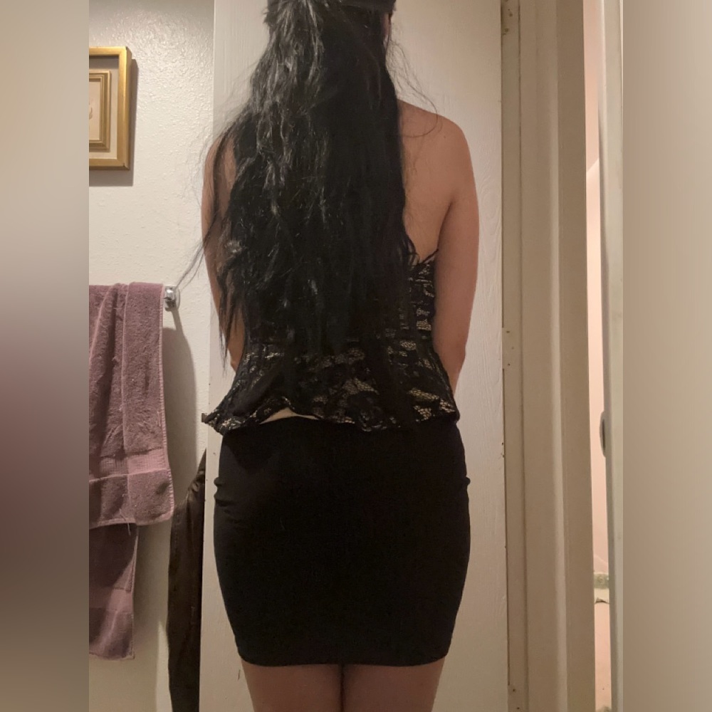 Black lace dress it's a small I love this dress it's just too short for me